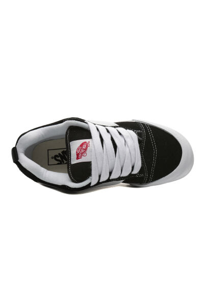 VANS Knu Skool Siyah/Beyaz Unisex Sneaker VN0009QC6BT1