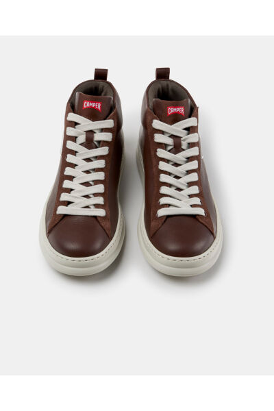Camper Runner Four erkek kahverengi deri ve nubuk bilekli sneaker K300550-003